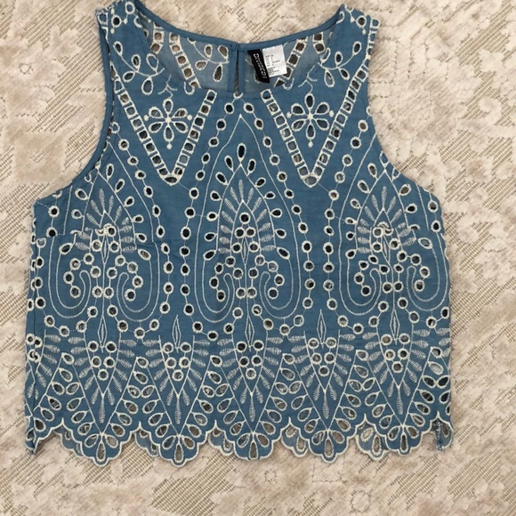 H&M Tops - H&M Eyelet Cropped Top